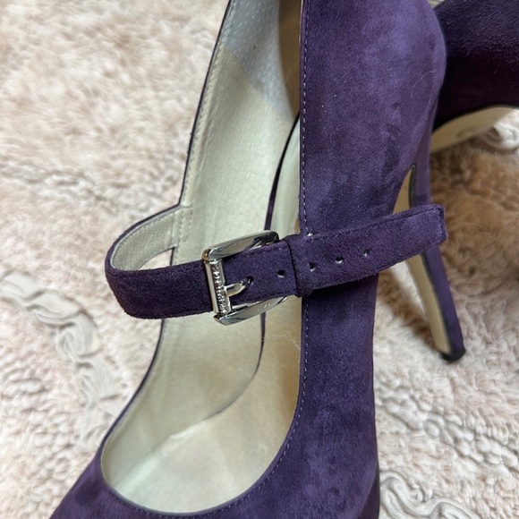 Michael Kors purple suede Mary Jane pumps size 8M - Picture 5 of 7
